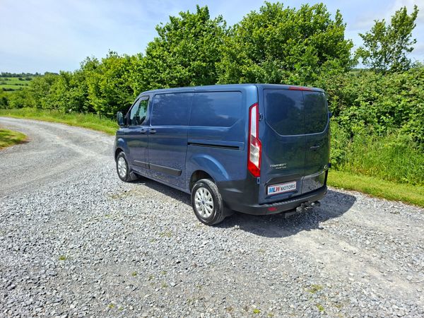 Ford Transit Custom 221 Showroom Condition 390242894