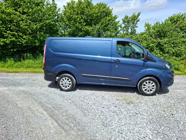 Ford Transit Custom 221 Showroom Condition 390242977