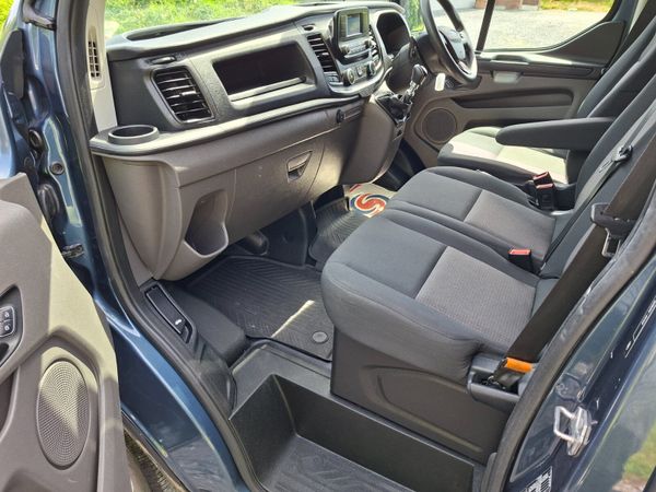 Ford Transit Custom 221 Showroom Condition 390243040