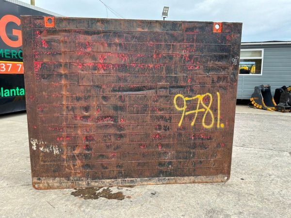 Manhole shoring support / trench box assembly..... 390278093