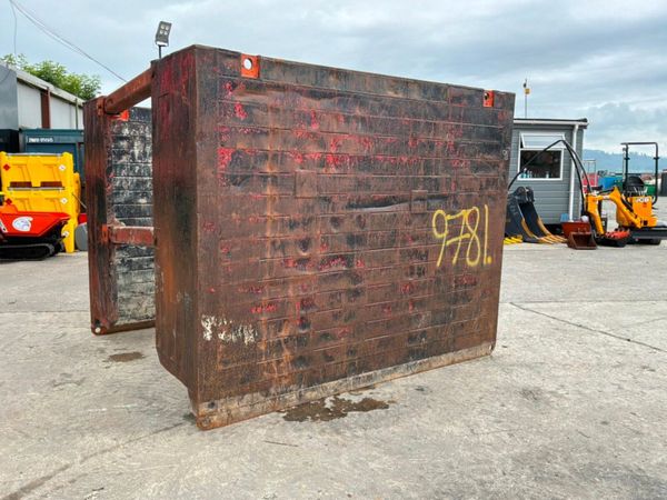 Manhole shoring support / trench box assembly..... 390278094