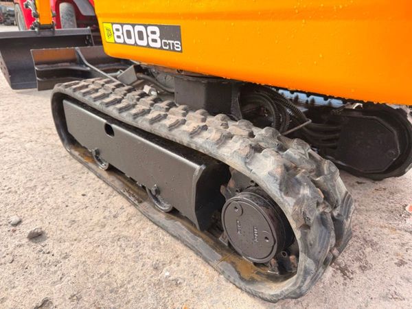 2022...  JCB MICRO / MINI DIGGER ...640 hours .... 390290198