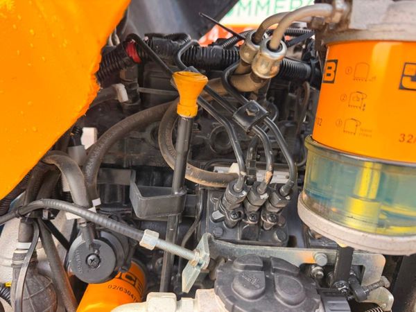 2022...  JCB MICRO / MINI DIGGER ...640 hours .... 390290208