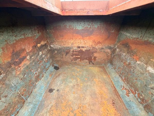 Hook skip waste bin hook loader food spec ....1127 390290224
