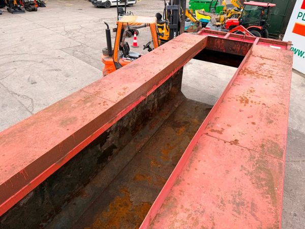 Hook skip waste bin hook loader food spec ....1127 390290239