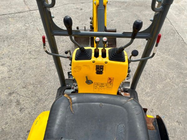 2018 Wacker Nueson 803 micro / mini digger.....211 390205867