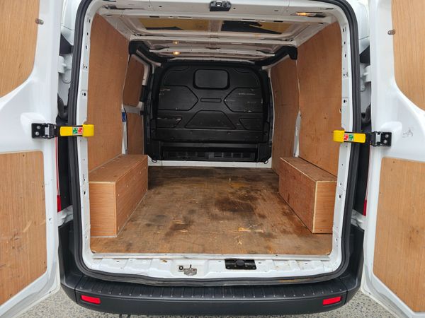 FORD TRANSIT CUSTOM // WETBELT REPLACED 390354097