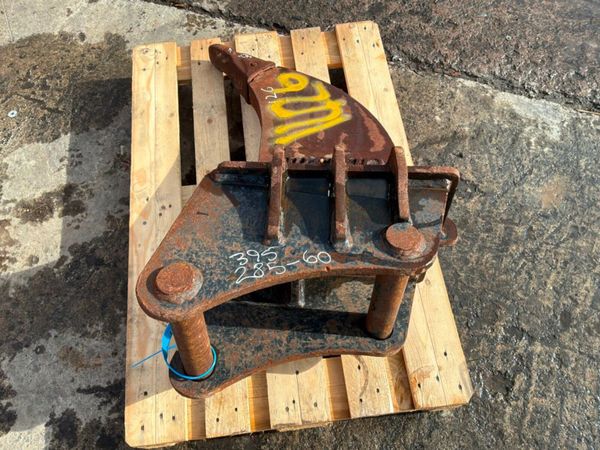 Eurofab ripper tooth attachment...60mm pins....... 390368333