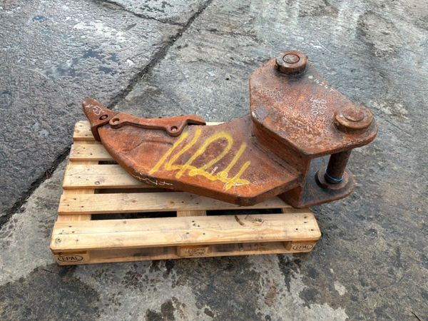 Heavy gauge ripper tooth....80mm pins.....1424t. 390373823