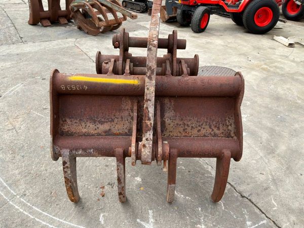 5 tyne manual grab / grapple.........65mm pins.... 390377650