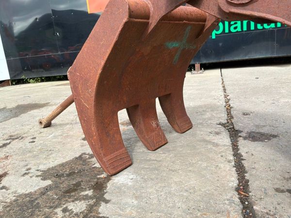 30" Geith manual grab grapple......50mm pins...... 390377651