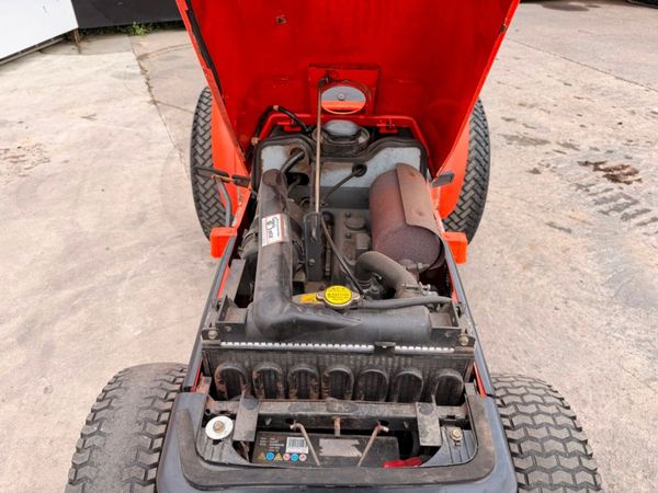 Kubota B2410 Compact Tractor... 24Hp ...1,946 hour 390310050