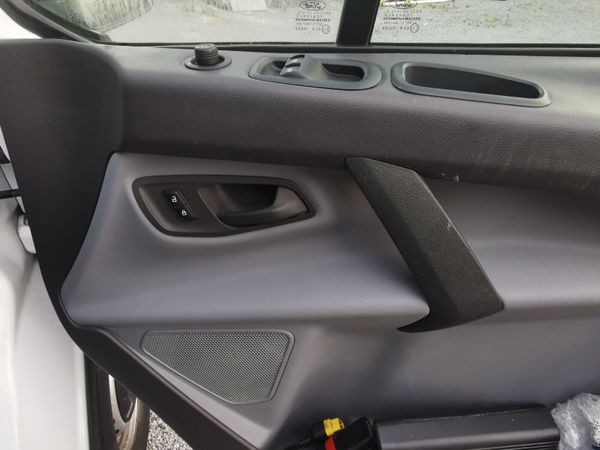 Ford Transit Custom 2018 390446353