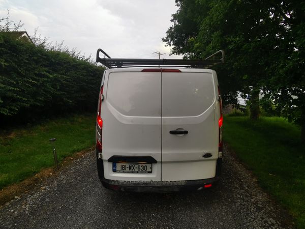 Ford Transit Custom 2018 390446428