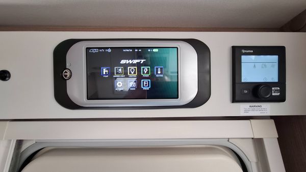 Swift Vogue 580 Island Bed Caravan 390461249