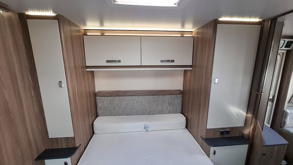 Swift Vogue 580 Island Bed Caravan 390461265
