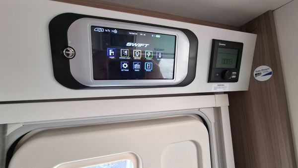 Swift Vogue 580 Island Bed Caravan 390461267