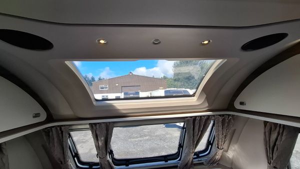 Swift Vogue 580 Island Bed Caravan 390461269