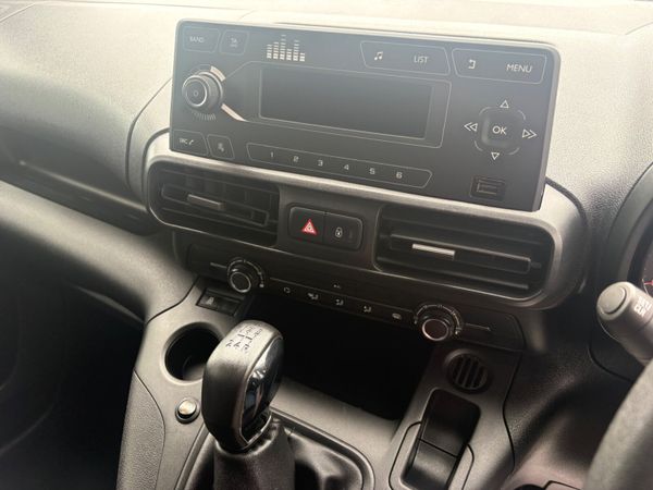 Vauxhall Combo Sport 390492041