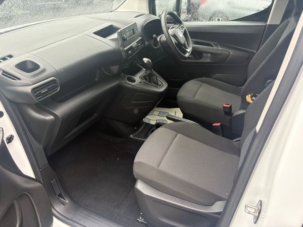Vauxhall Combo Sport 390492047