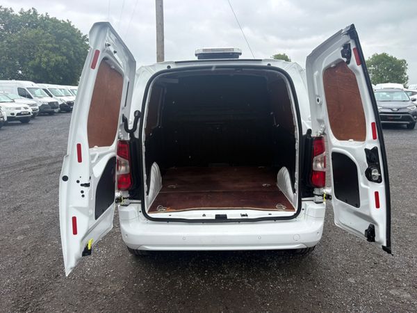 Vauxhall Combo Sport 390492025