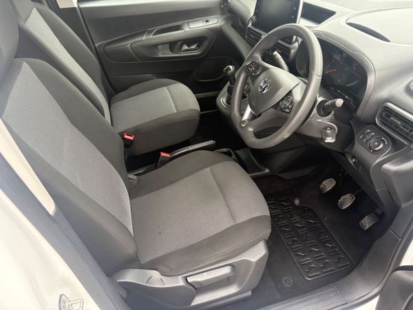 Vauxhall Combo 390493202