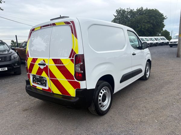 Vauxhall Combo 390493206