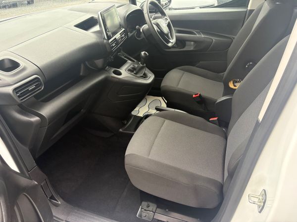 Vauxhall Combo 390493214