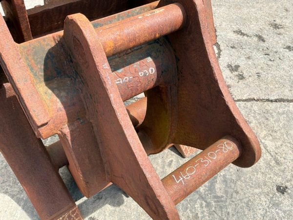 5 tyne manual grab / grapple.......80mm pins...... 390408110