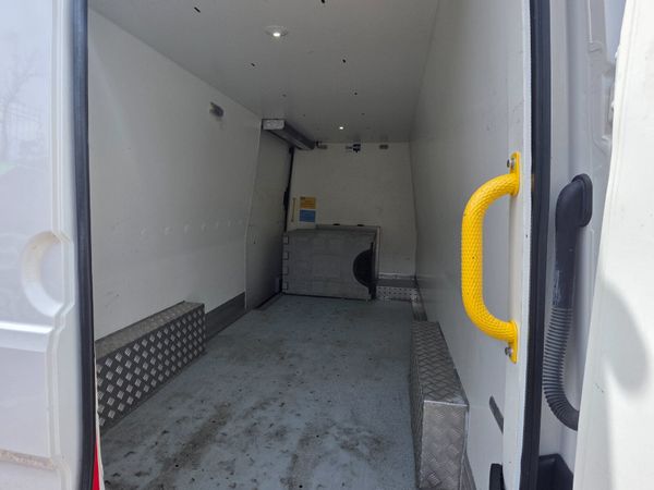 Volkswagen Crafter 2022 Automatic 390551967