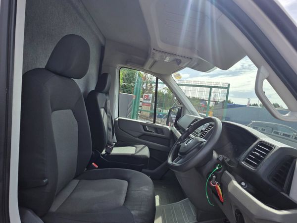 Volkswagen Crafter 2022 Automatic 390551969