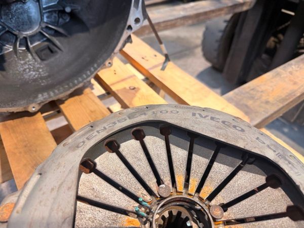 2020 IVECO DAILY 2.3 DIESEL MANUAL GEARBOX 390564254