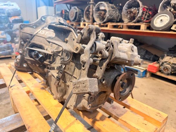 2020 IVECO DAILY 2.3 DIESEL MANUAL GEARBOX 390564231