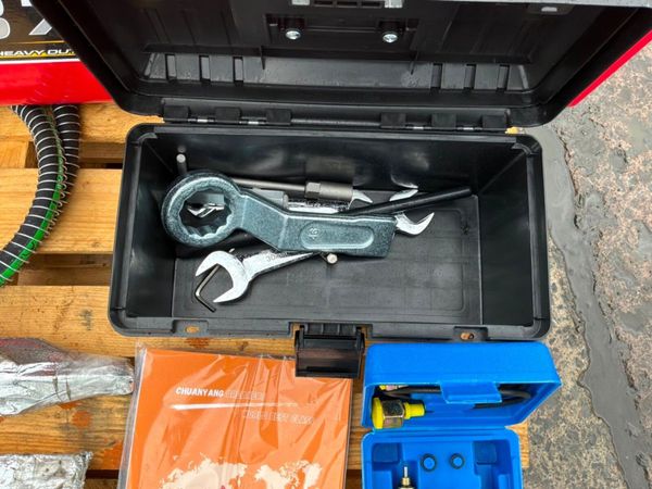 NEW JwB 750 hammer / breaker.....50mm pins....2108 390503398