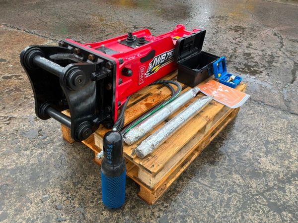 NEW JwB 750 hammer / breaker.....50mm pins....2108 390503458