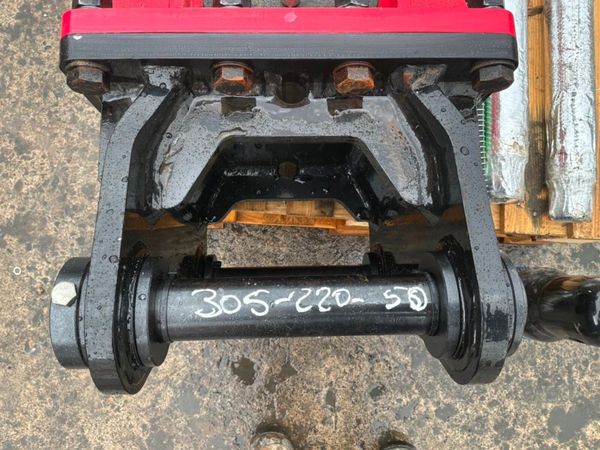 NEW JwB 750 hammer / breaker.....50mm pins....2108 390503408
