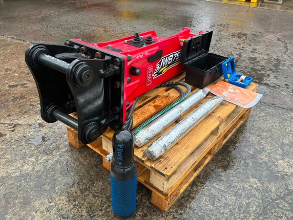 NEW JwB 750 hammer / breaker.....50mm pins....2108 390503417