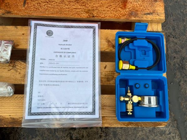 Unused JWB 680 hammer / breaker.....45mm pins..... 390521550