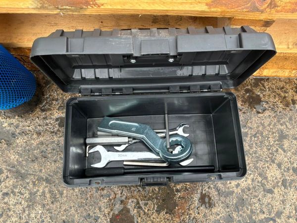 Unused JWB 680 hammer / breaker.....45mm pins..... 390521569