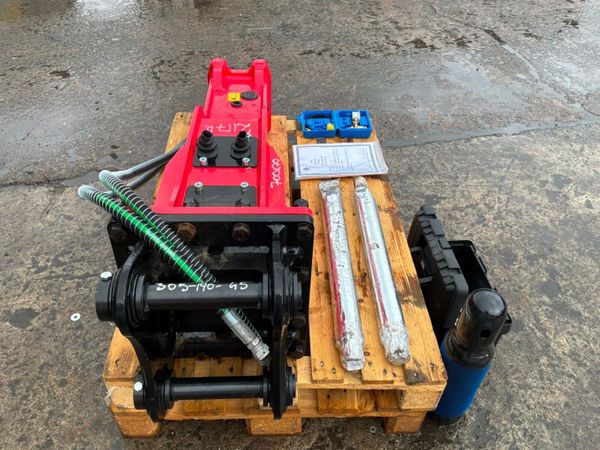 Unused JWB 680 hammer / breaker.....45mm pins..... 390521538