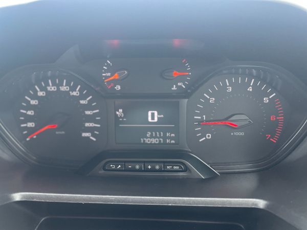 211 Peugeot Partner.. Immaculate.. No VAT 390534644