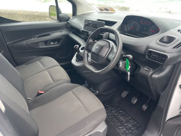 211 Peugeot Partner.. Immaculate.. No VAT 390534630