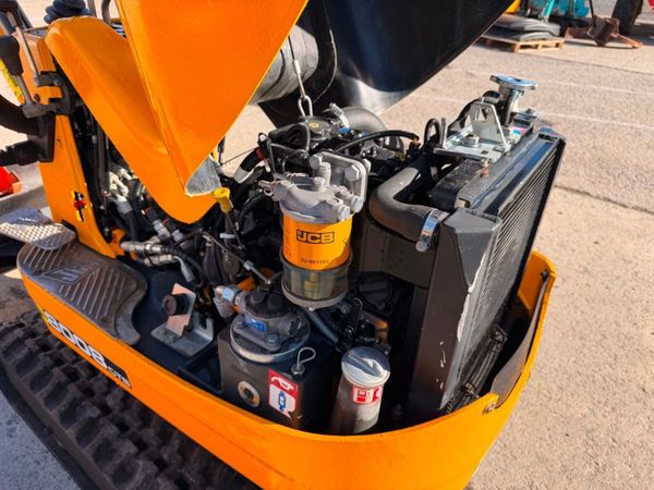 2022... JCB MICRO MINI DIGGER....637 hours....1953 390644631