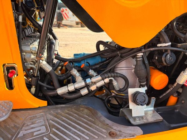 2022... JCB MICRO MINI DIGGER....637 hours....1953 390644634