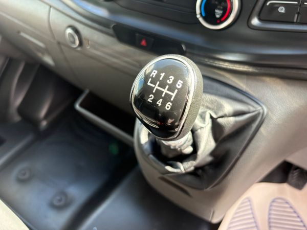 Ford Transit 350 390648921