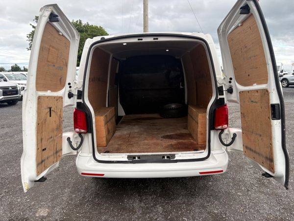 Volkswagen Transporter 390649222