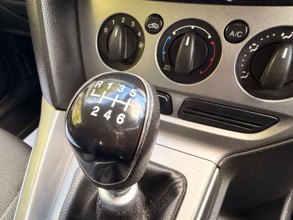 Ford Focus  Diesel 2 Seat Commercial DOE 01/27 390632456