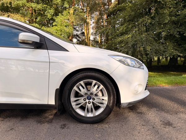 Ford Focus  Diesel 2 Seat Commercial DOE 01/27 390632471