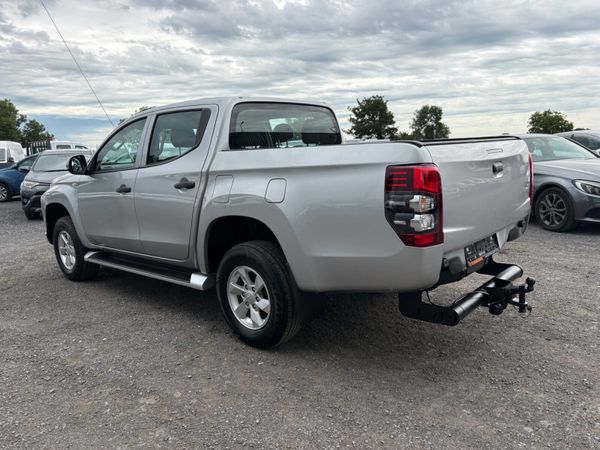 Mitsubishi L200 390772615