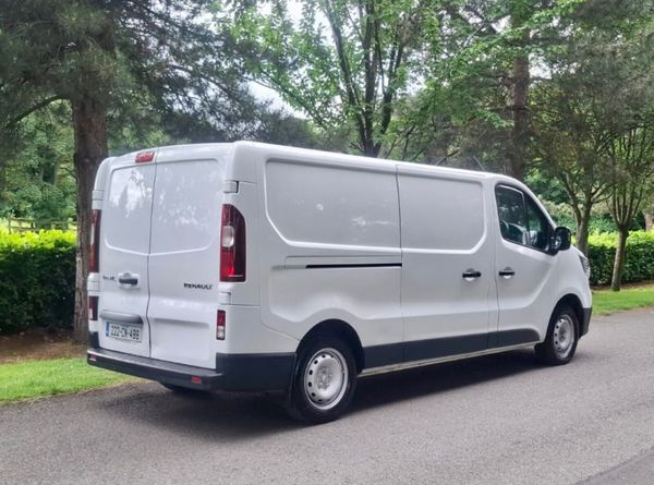 Renault Trafic 2022 DOE 6/27 390782295